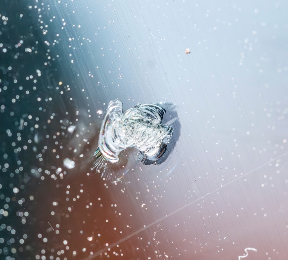 Gravillons et impacts sur pare-brise